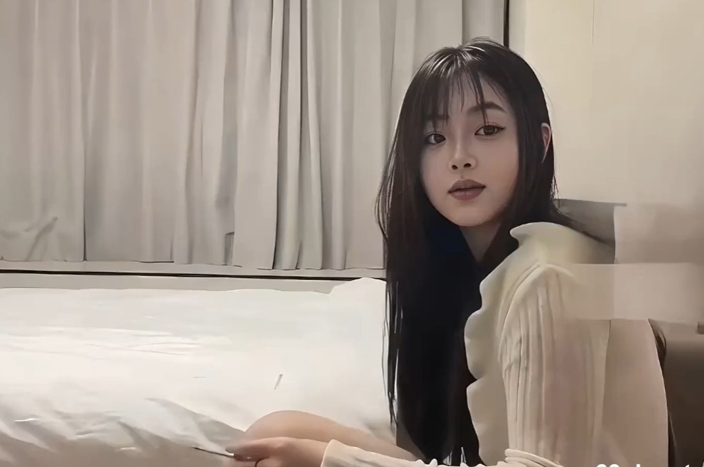 동양야동-담배 피며 대기하고 잇는 여대생 조건녀 