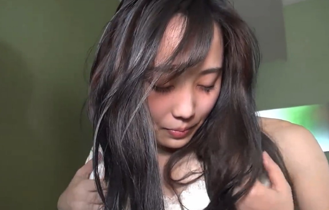 노모-FC2PPV-2455171 유치원 교사 자격을 취득하고자 하는 여대생.